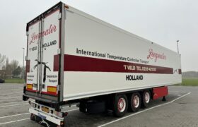 Wezenberg Trailers levert 125e Krone polyester koeloplegger aan BLT Transport in Oudkarspel