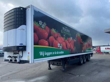 Krone 25G242 bouwjaar 2014 gestuurde koeloplegger met achtersluitende laadklep.